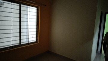 Room in 3 BHK Apartment at MP Palacia Woodstock, Jalukbari – for Rent