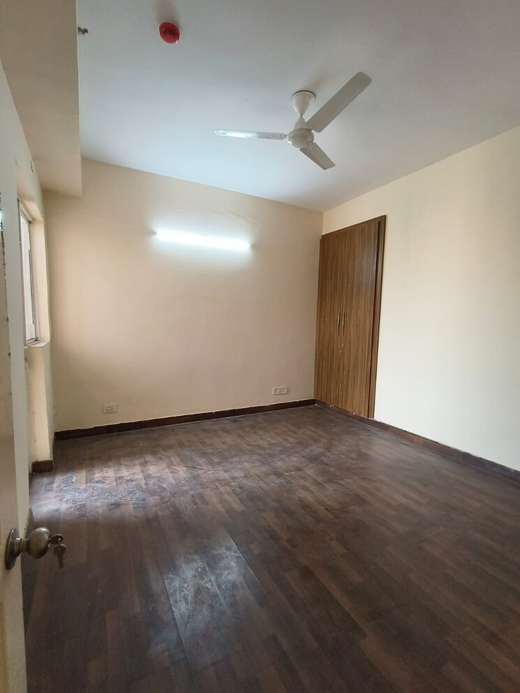 Bedroom, dasnac-burj 3 Bedroom 2510 Sq.Ft. Apartment In Sector 75 Noida 8102867