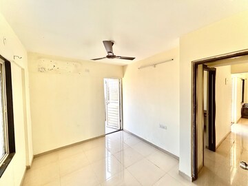 Room in 2 BHK Apartment at Krishna Icon, Alandi – for Rent