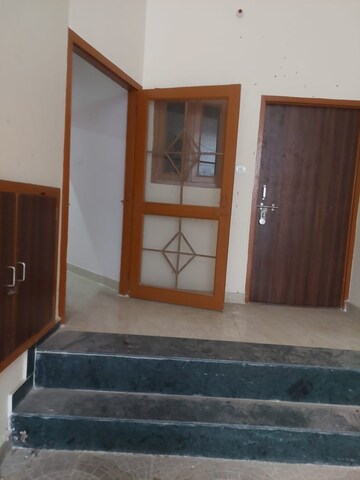 Room in  Pg at Gomti Nagar – for Rent