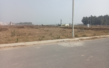 Plot For Sale in Upsidc Site B