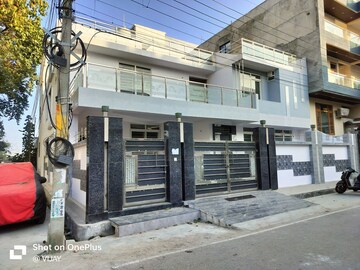 5 BHK Independent House For Sale in Gomti Nagar
