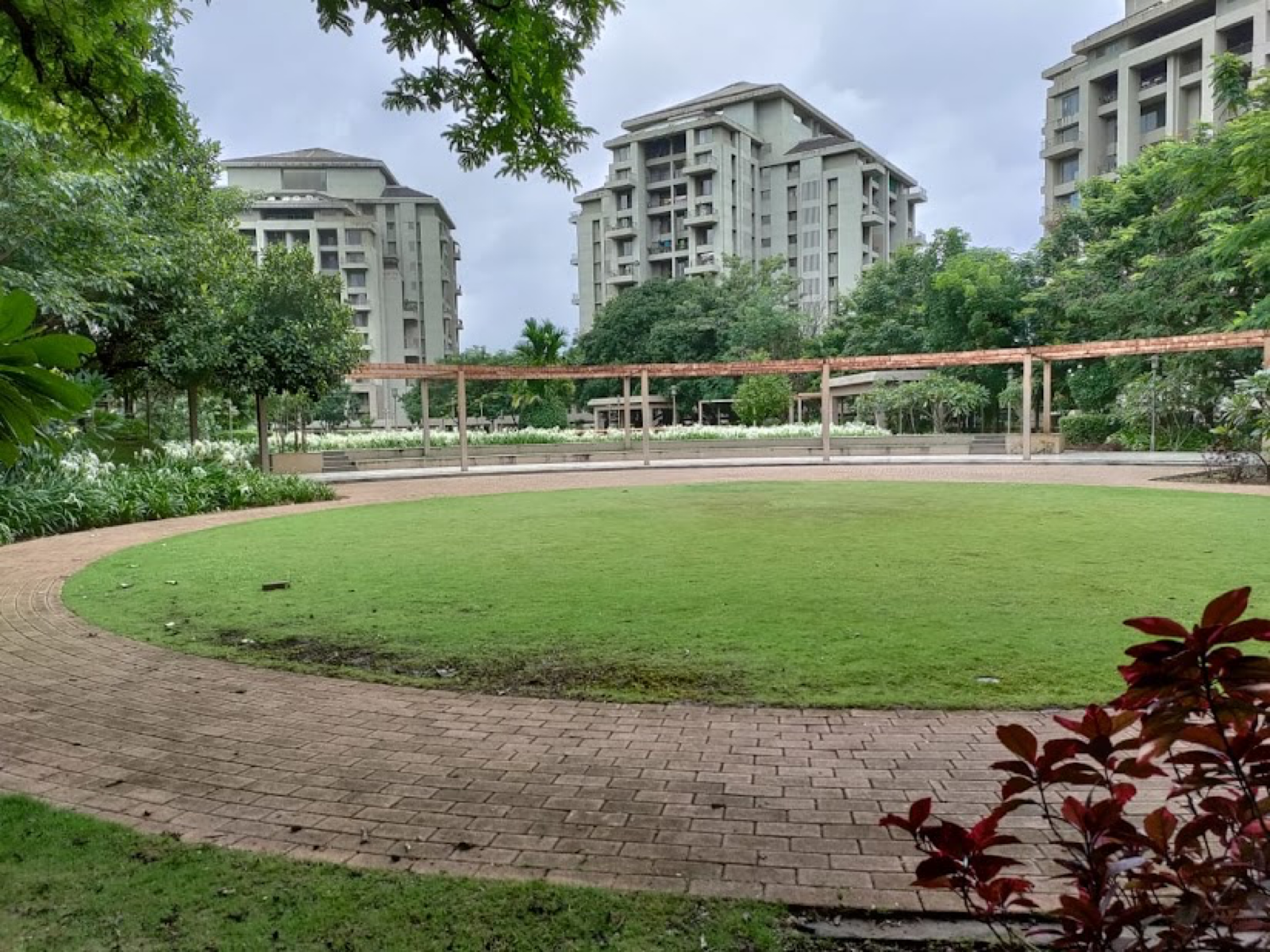 2 BHK + Pooja Room Apartment For Sale in Skyi Songbirds