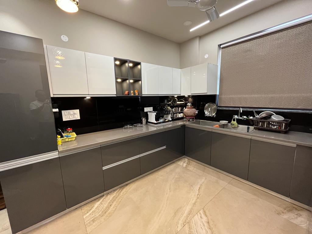 3 BHK + Extra Room Apartment For Sale in Mla Sector 24