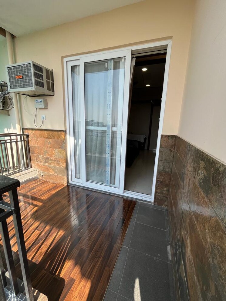 Balcony, sector 24 3 Bedroom 2000 Sq.Ft. Apartment In Sector 24 Panchkula 8102949