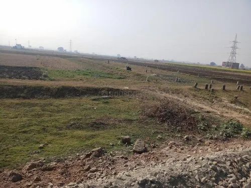 Plot For Sale in Jewar Road Radisson Hotel