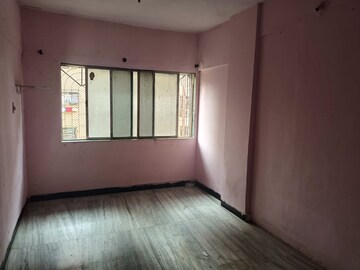 Room in 1 BHK Apartment at Laxmi Tower Mira Road, Mira Road – for Sale