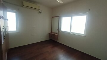 Room in 4 BHK Apartment at Prestige Ivy Leagu, Kondapur – for Rent