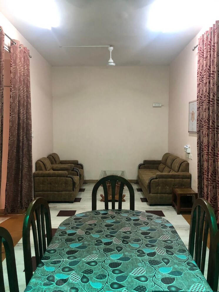 Bedroom, gomti nagar 6 Bedroom 2152 Sq.Ft. Independent House In Gomti Nagar Lucknow 8103122