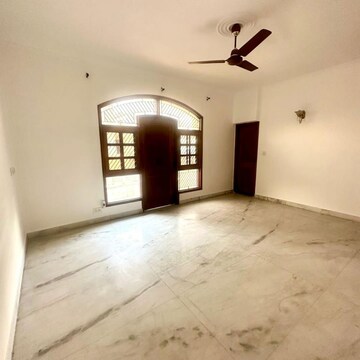3 BHK Builder Floor For Rent in Malviya Nagar