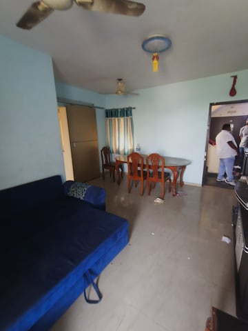 Room in 3 BHK Apartment at Rustomjee Avenue M, Virar West – for Rent