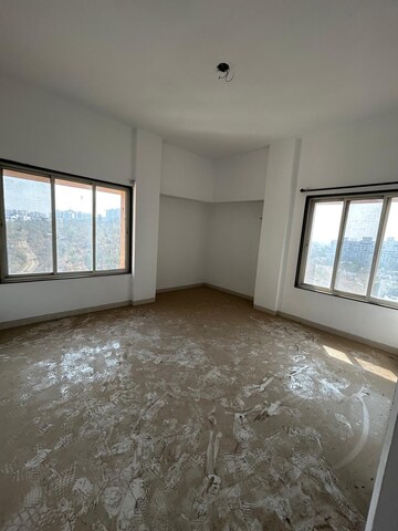 Room in 3 BHK Apartment at Siddharth Heights, Wanowrie – for Sale