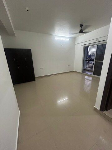 Room in 3 BHK Apartment at Jayanagar Housing Society, Jayanagar – for Sale