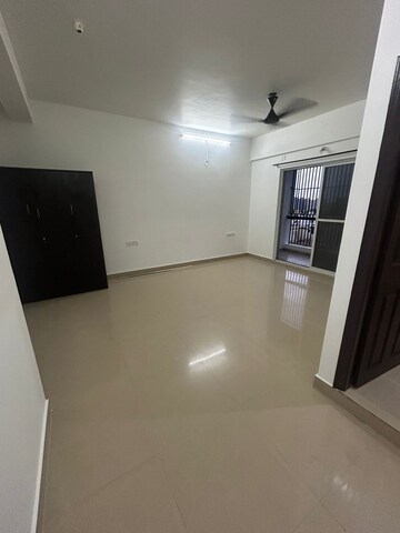 Room in 3 BHK Apartment at Jayanagar Housing Society, Jayanagar – for Sale