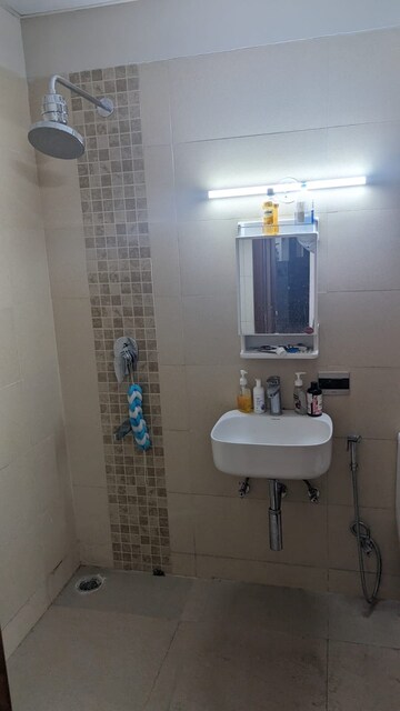 Bathroom in 2.5 BHK Builder Floor at Central Park 3 Flower Valley, Sohna Sector 33 – for Sale
