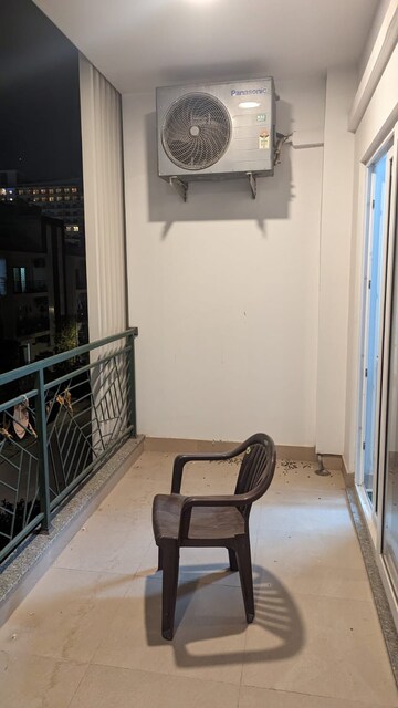 Balcony in 2.5 BHK Builder Floor at Central Park 3 Flower Valley, Sohna Sector 33 – for Sale