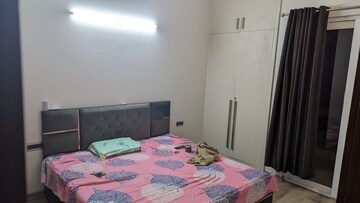 Bedroom in 2.5 BHK Builder Floor at Central Park 3 Flower Valley, Sohna Sector 33 – for Sale