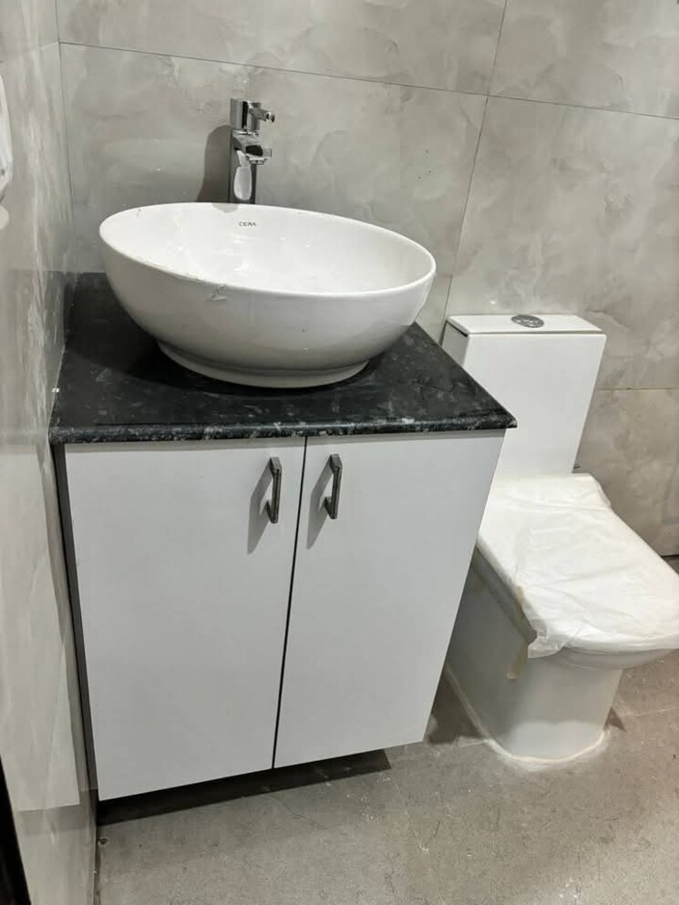 Bathroom, ansal-api-versalia 4 Bedroom 2700 Sq.Ft. Apartment In Sector 67a Gurgaon 8103278