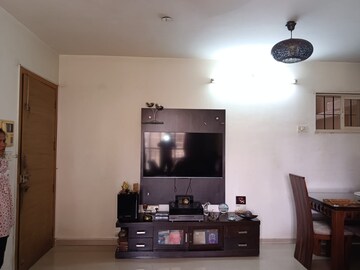 Furnished Amenities in 2 BHK Apartment at Dosti Group Acres, Wadala East – for Rent