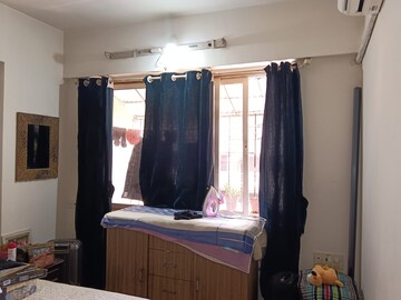 Bedroom in 2 BHK Apartment at Dosti Group Acres, Wadala East – for Rent