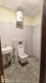 4 BHK + Servant Room,Study Room 1975 Sq.Ft. Apartment in Emaar Emerald Floors Premier