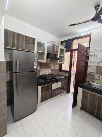Kitchen in 3.5 BHK Apartment at Today Blossoms I, Sector 47 – for Rent