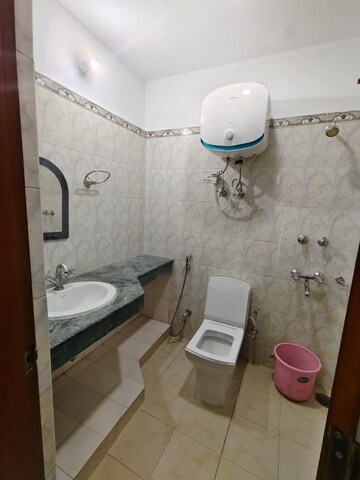 Bathroom in 3.5 BHK Apartment at Today Blossoms I, Sector 47 – for Rent
