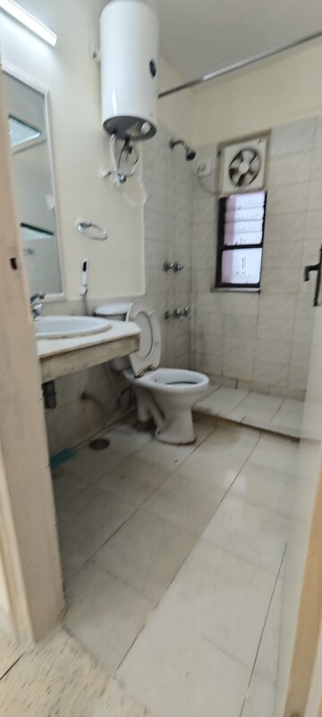 Bathroom in 3 BHK Apartment at Today Blossoms I, Sector 47 – for Rent