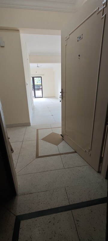 Bathroom in 3 BHK Apartment at Today Blossoms I, Sector 47 – for Rent