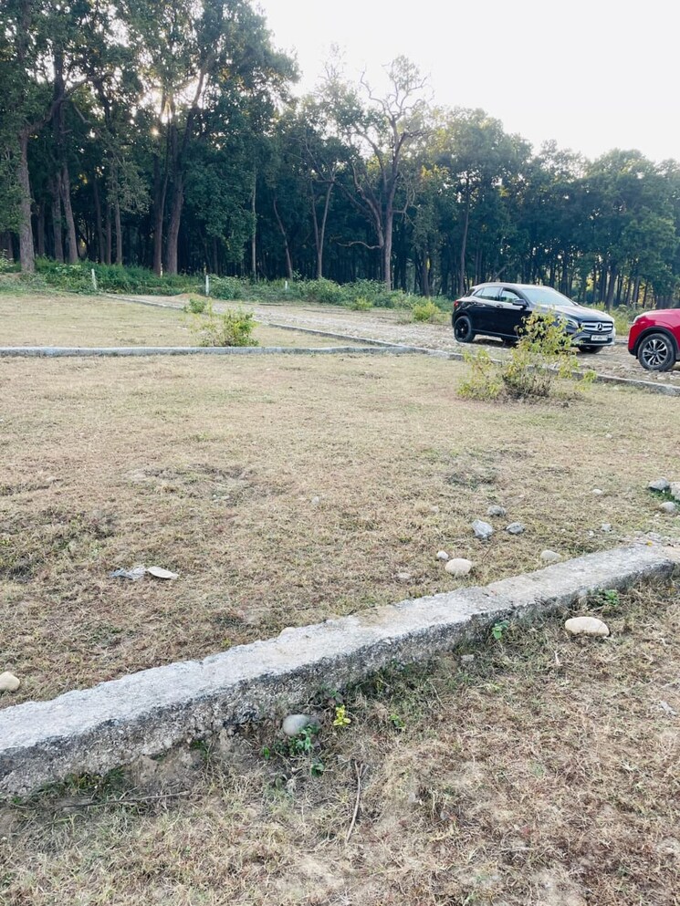 undefined, shimla bypass road  270 Sq.Yd. Plot In Shimla Bypass Road Dehradun 8103536