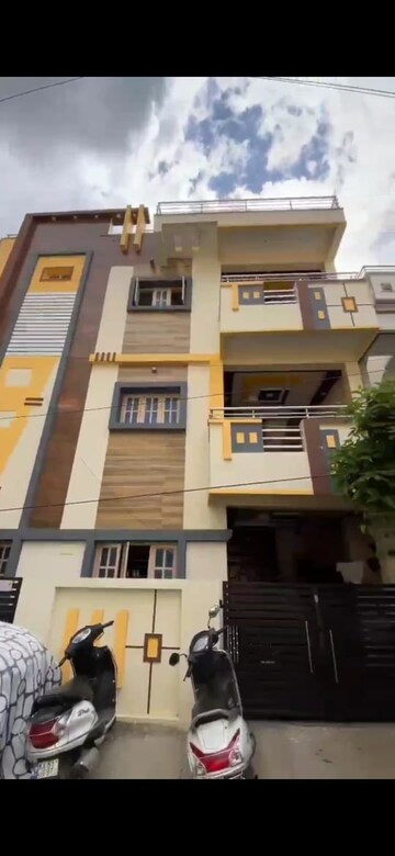 6+ BHK Independent House – Exterior View View at Ramamurthy Nagar - for Sale