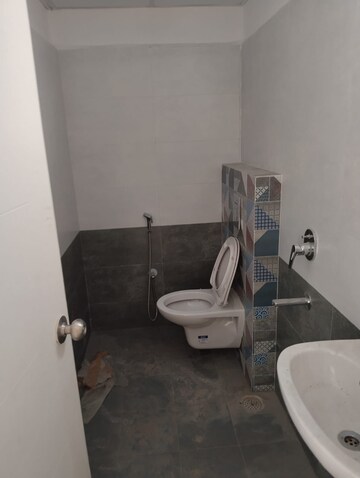 Bathroom in 3 BHK Apartment at Fortune Green Homes Sapphire, Tellapur – for Rent