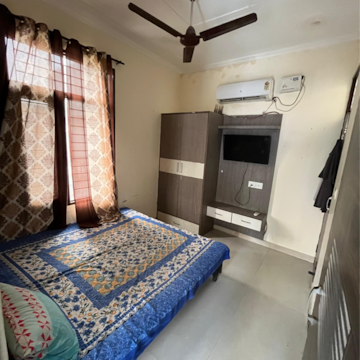 1 BHK Builder Floor For Rent in Chandigarh Ambala Highway Zirakpur  8103568