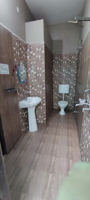 Bathroom in 3 BHK Independent House at Kankhal – for Rent