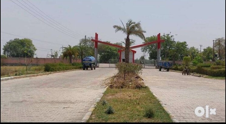 Garden, atas bangar  250 Sq.Yd. Plot In Atas Bangar Mathura 8103668