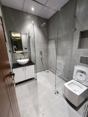 Bathroom in 3 BHK Apartment at Saya Gold Avenue, Vaibhav Khand – for Sale