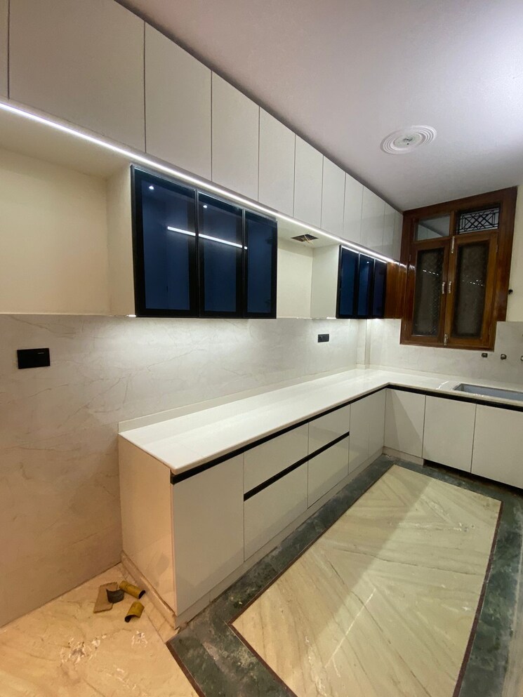 Kitchen, saya-gold-avenue 4 Bedroom 2258 Sq.Ft. Apartment In Vaibhav Khand Ghaziabad 8103723