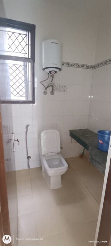 Bathroom in 3 BHK Apartment at M2K Aura, Sector 47 – for Rent