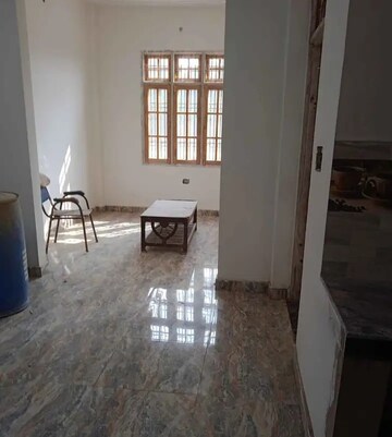 Living Room in 1 BHK Villa at Aliganj – for Rent