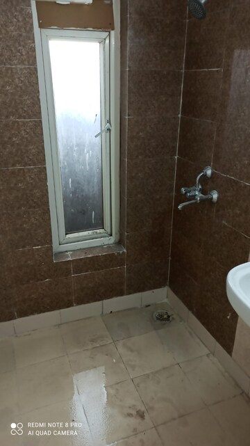 Bathroom in 3 BHK Apartment at Hawelia Valenova Park, Tech Zone 4 Greater Noida – for Sale