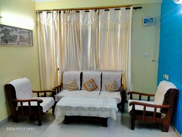 Living Room in 3 BHK Apartment at Sector 11 Dwarka – for Rent
