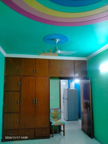 Room in 3 BHK Apartment at Sector 11 Dwarka – for Rent