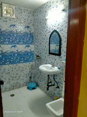 Attached Bathroom in 3 BHK Apartment at Sector 11 Dwarka – for Rent