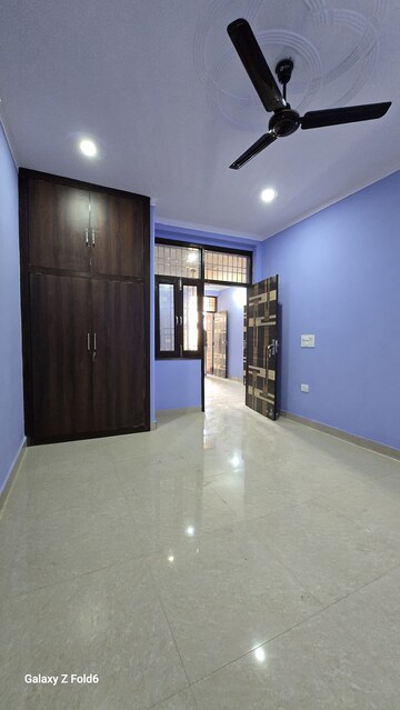 2 BHK Builder Floor For Rent in Chattarpur