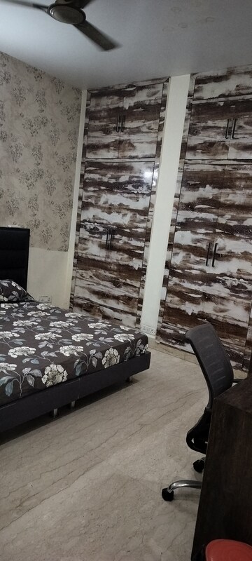Bedroom in 6+ BHK Independent House at RWA Apartments Sector 41, Sector 41 – for Sale