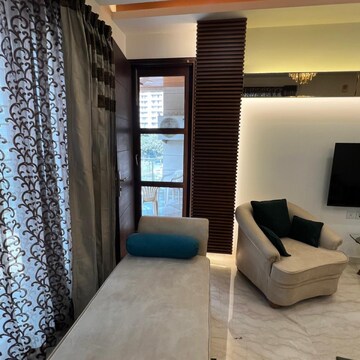 Bedroom in 3 BHK Builder Floor at Sector 47 – for Rent
