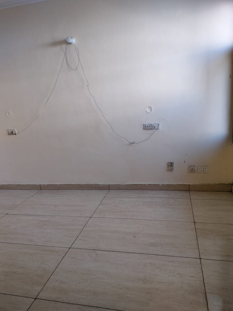 Room, ambala highway 3 Bedroom 1668 Sq.Ft. Builder Floor In Ambala Highway Zirakpur 8104010