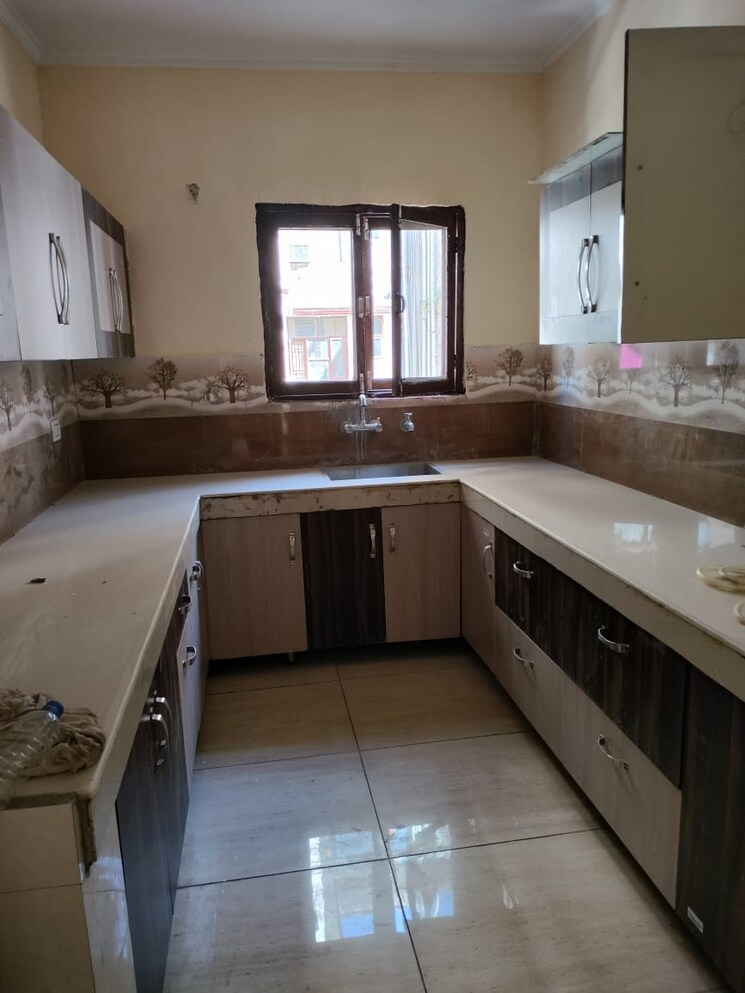 Kitchen, ambala highway 3 Bedroom 1668 Sq.Ft. Builder Floor In Ambala Highway Zirakpur 8104010