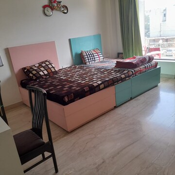 Bedroom in 3 BHK Builder Floor at Sector 45 – for Rent