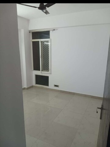 2.5 BHK Apartment For Rent in Today Ridge Residency, Sector 135